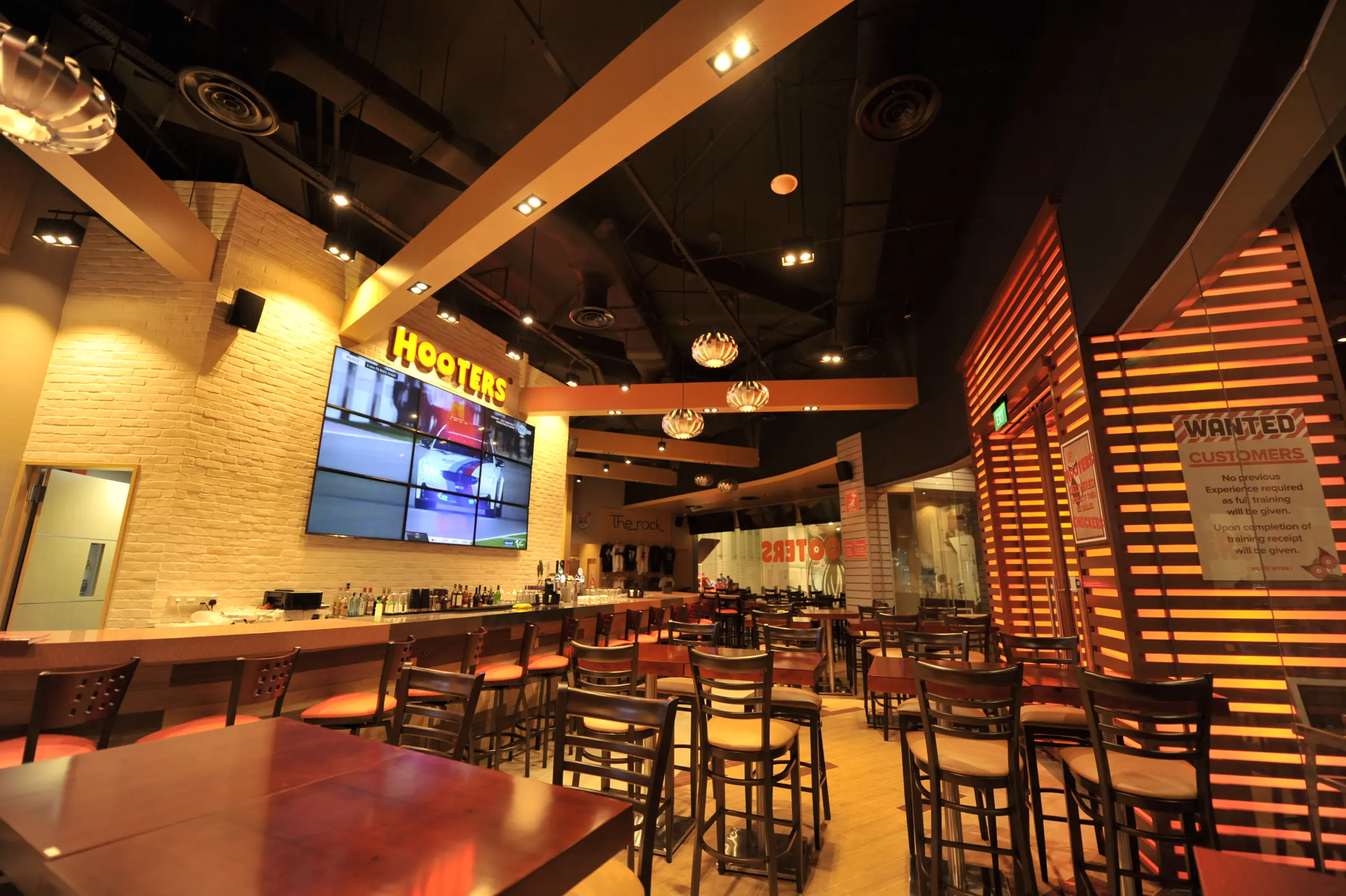Hooters restaurant interior