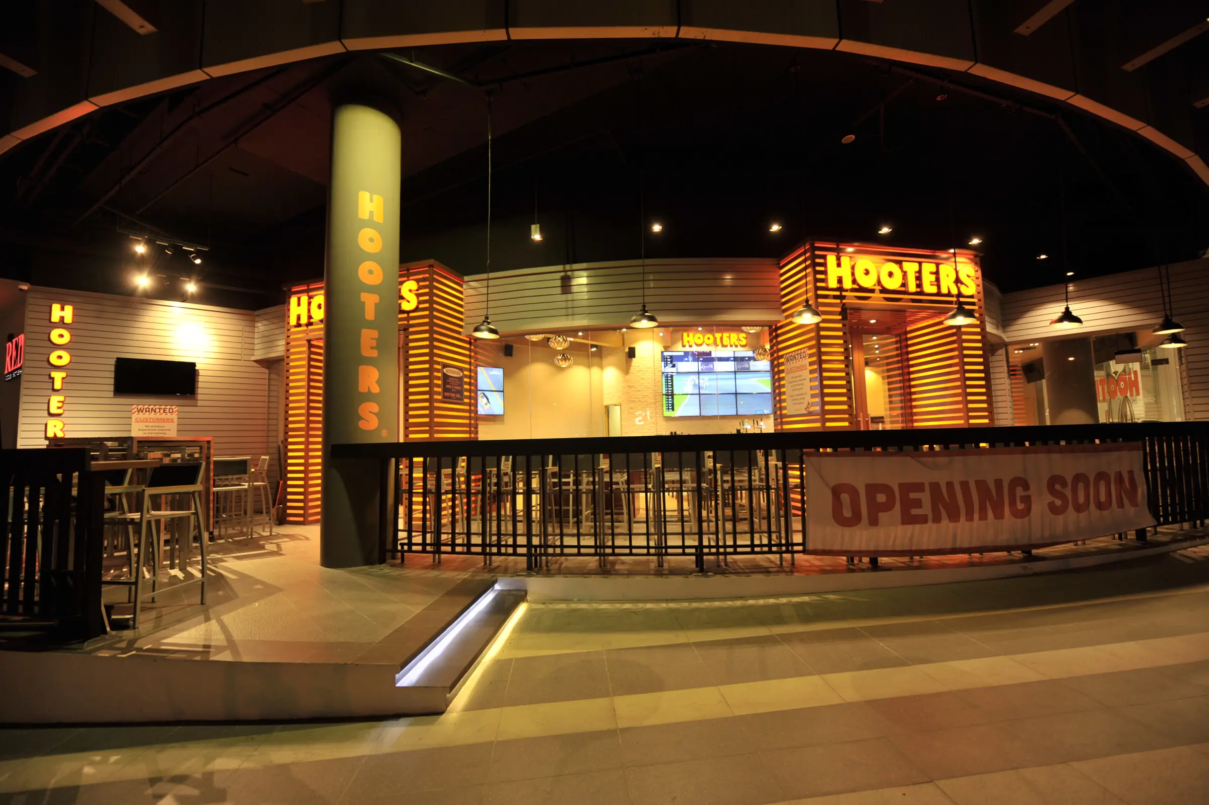 Restaurant frontage